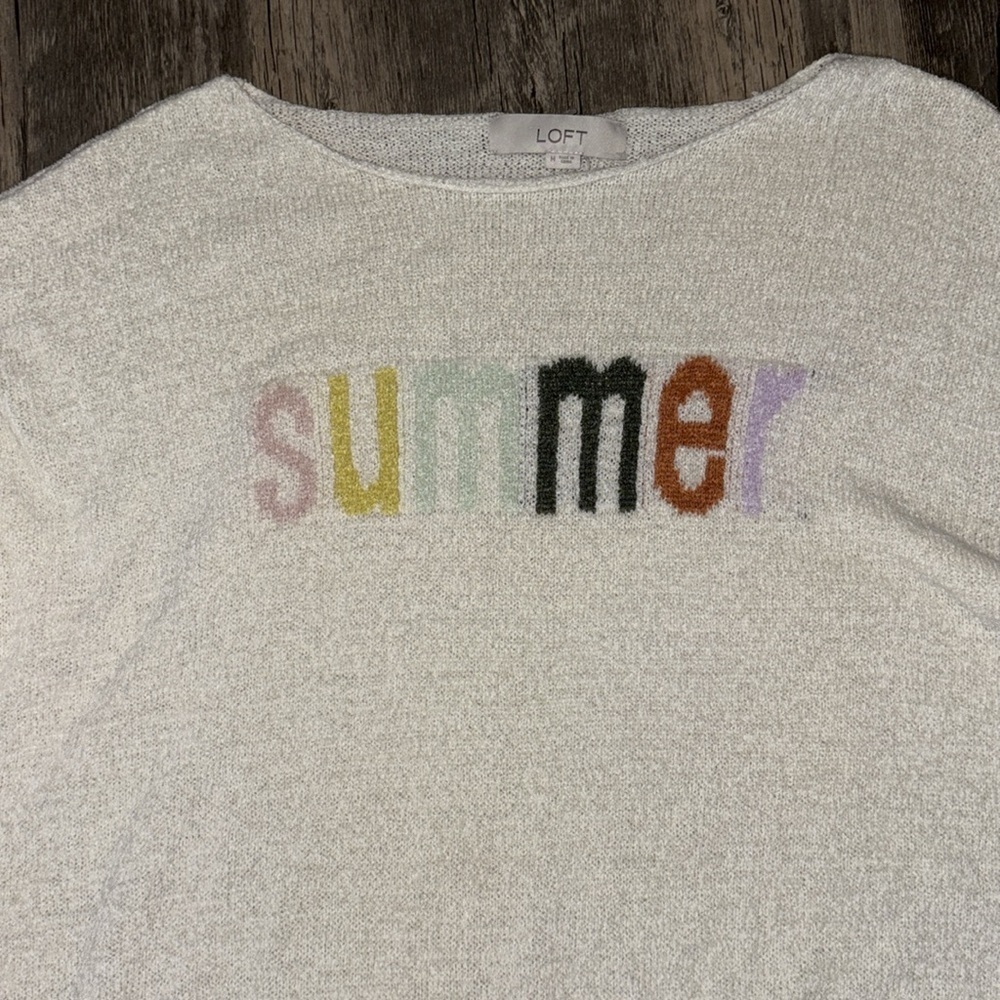 super soft lightweight “Summer” sweater! Woman’s medium - perfect for summertime - Picture 4 of 8